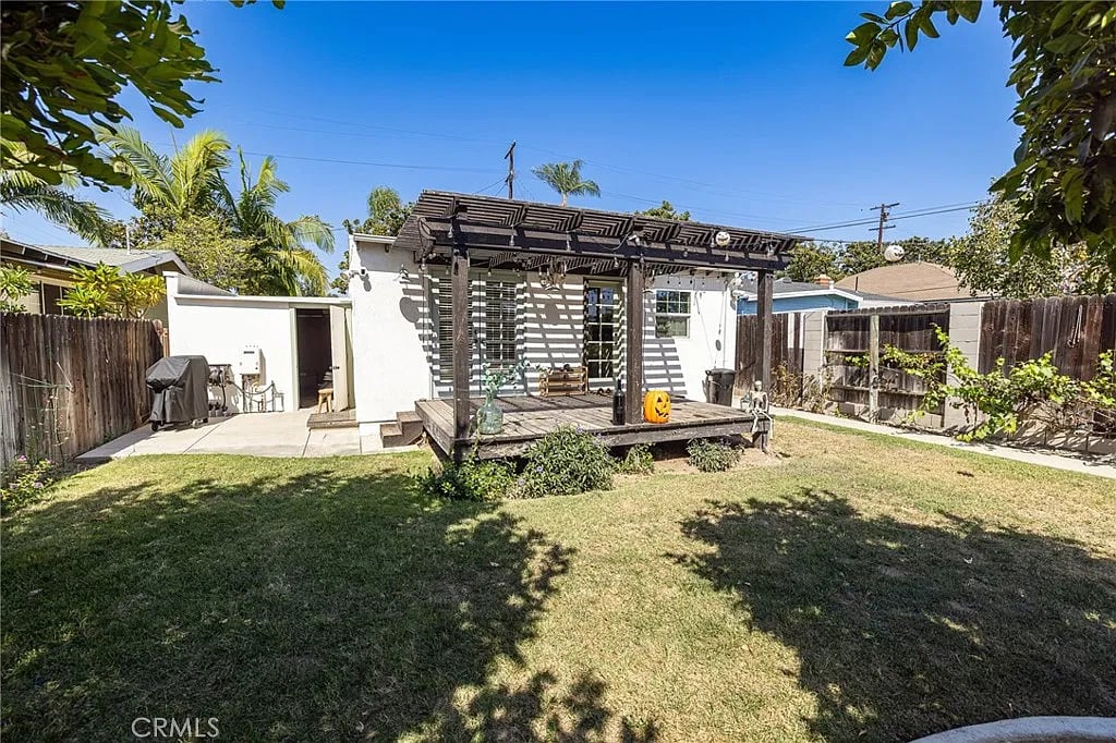 630 W Wilshire Ave