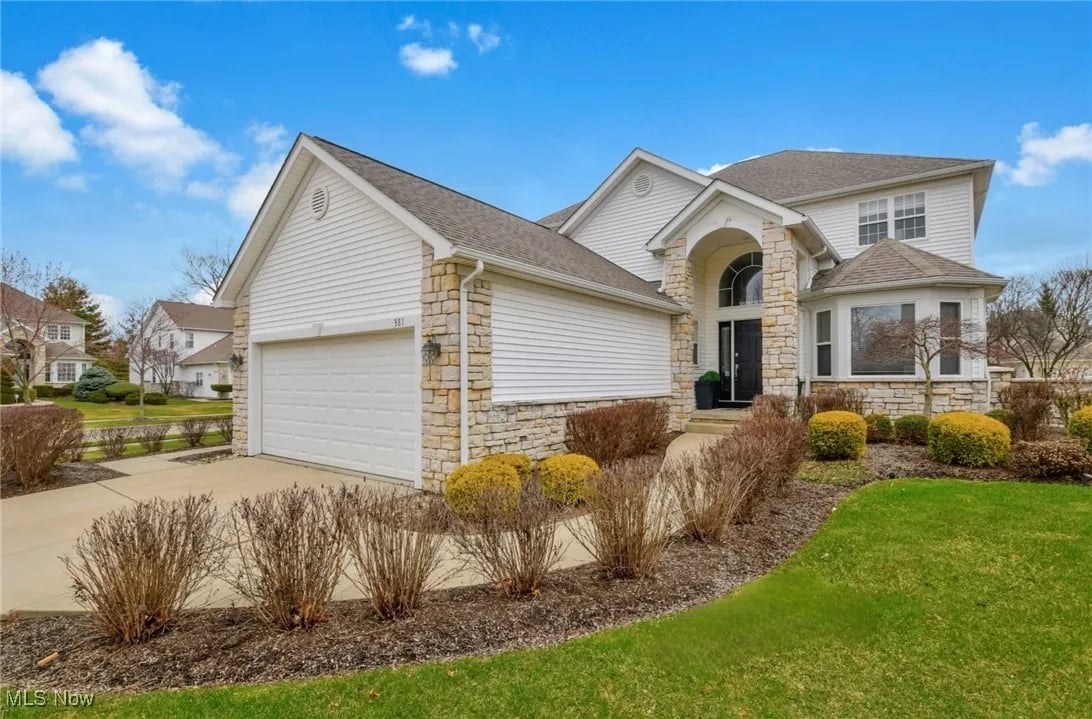 381 W Glengary Cir
