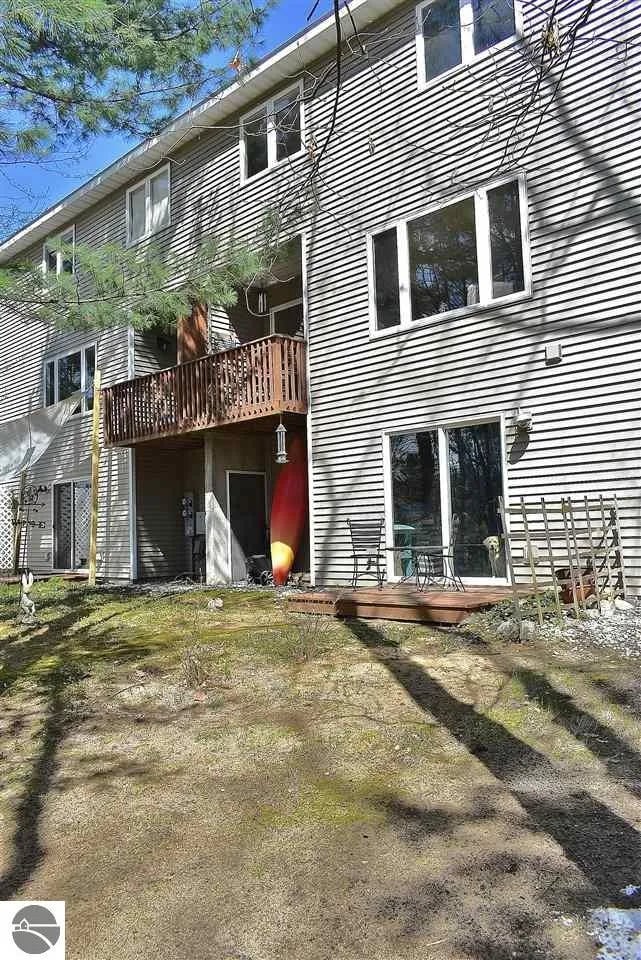 3965 Sherwood Forest Dr #16