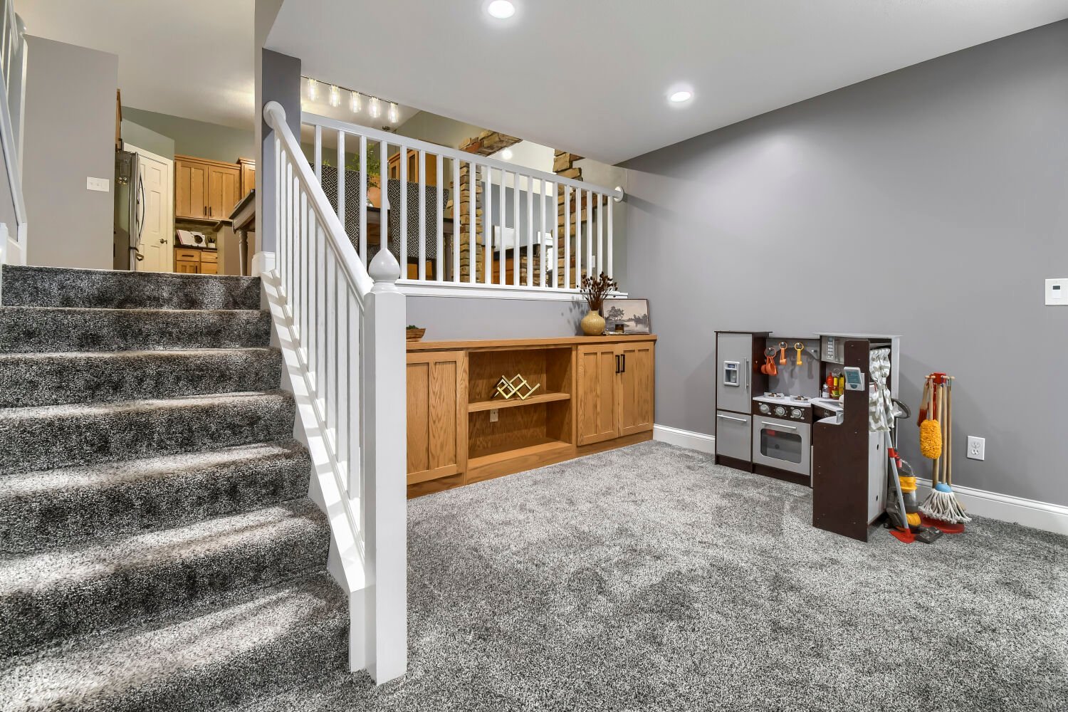 22376 Brett Trail, Rogers, MN 55374