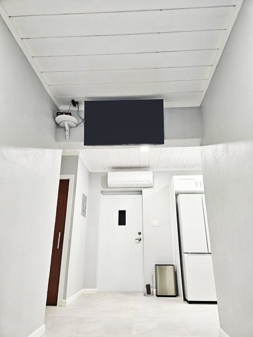 897 Sabbath Hill 1 Bedroom Apartment