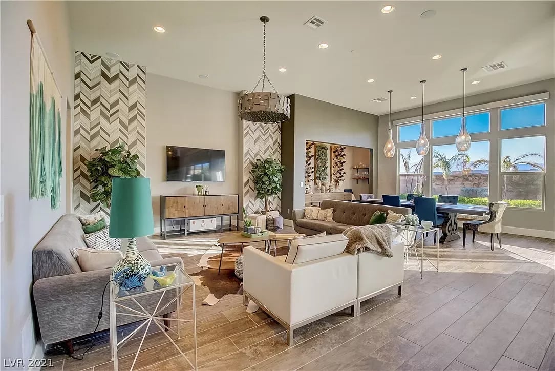 8235 Canyon Tree Ct