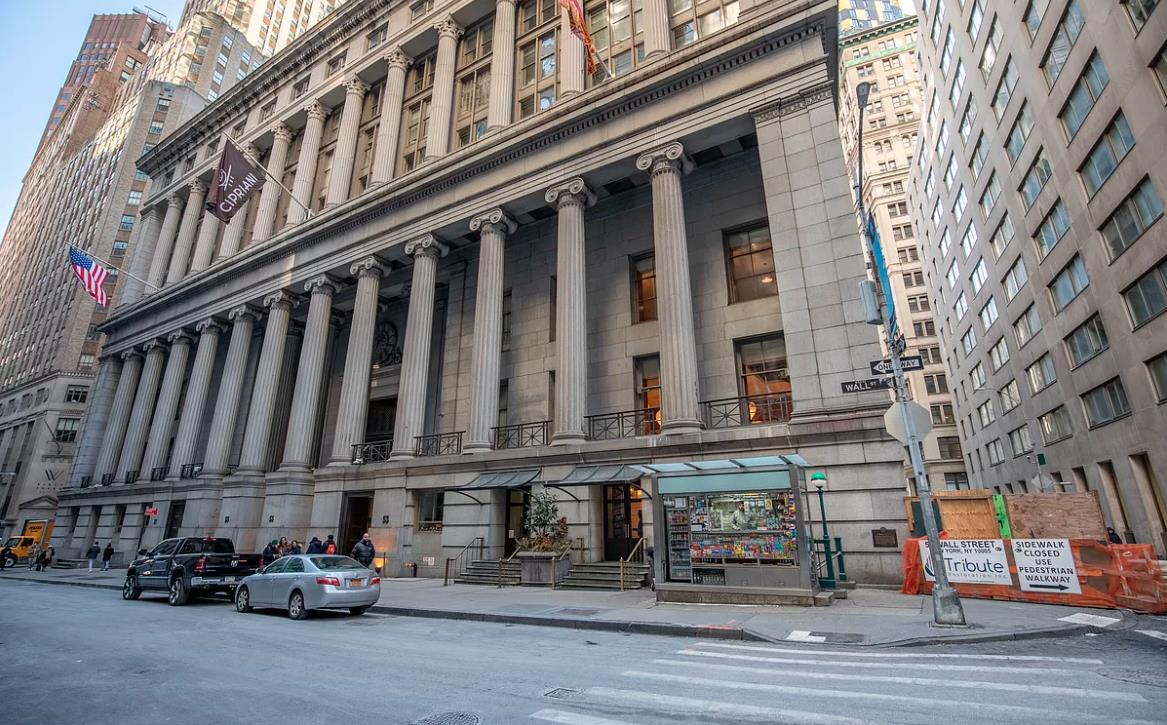 55 Wall Street, Apt 606