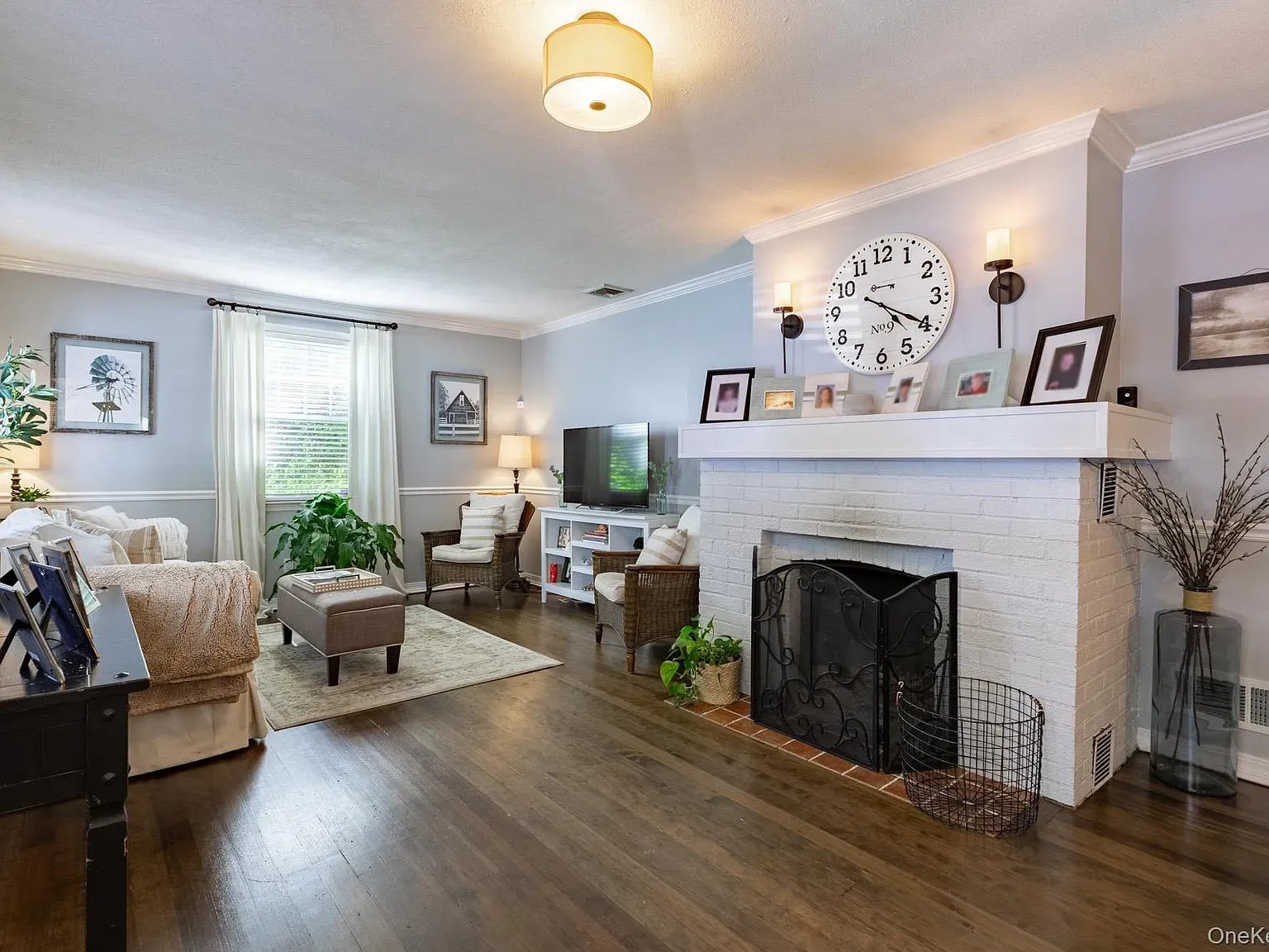 157 Sayville Boulevard