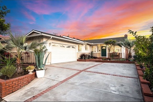 1010 Catalina Avenue Branded