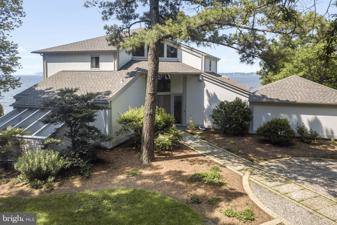3738 Ramsgate Dr