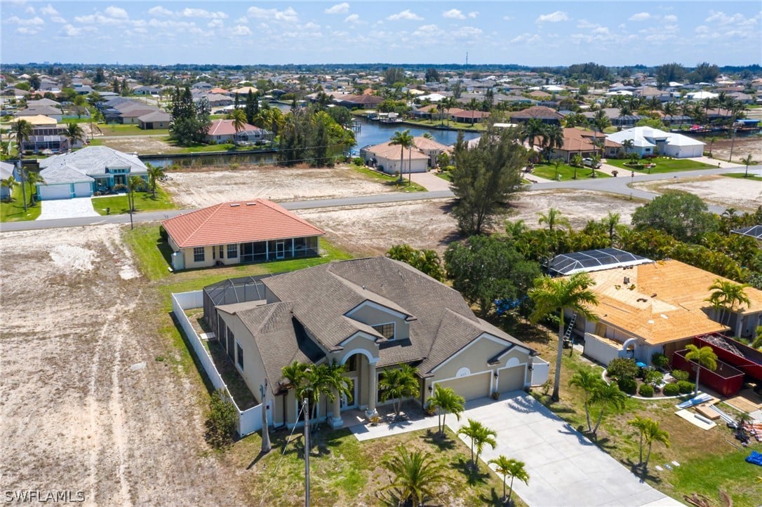 227 NW 38th Pl