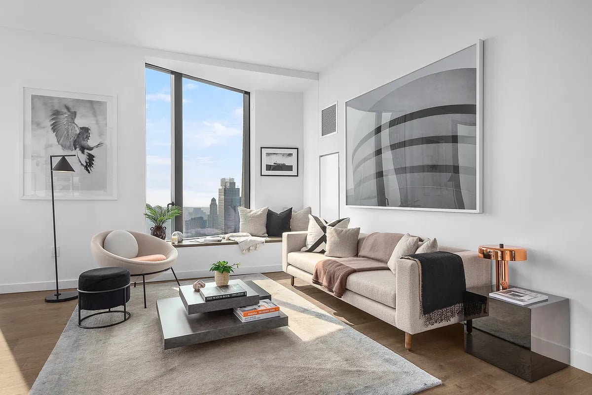 11 Hoyt Street #49C