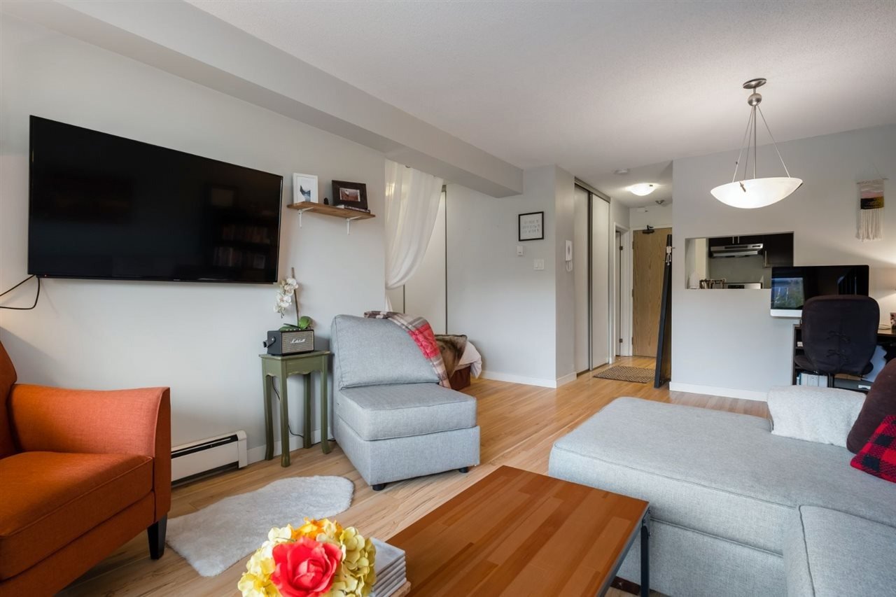 288 E 14th Ave, #206