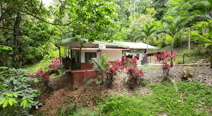 Multi-Home Income Estate Near Marino Ballena National Park