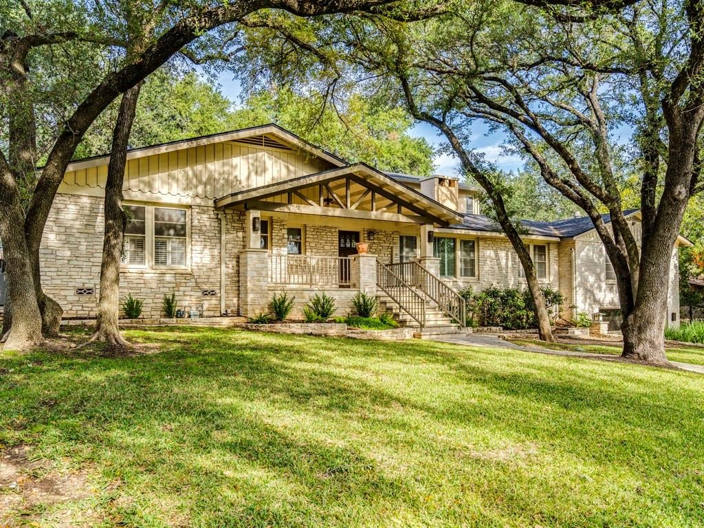 404 Almarion DR