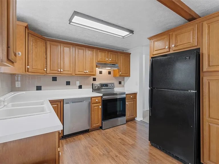 204 Quail Dr.