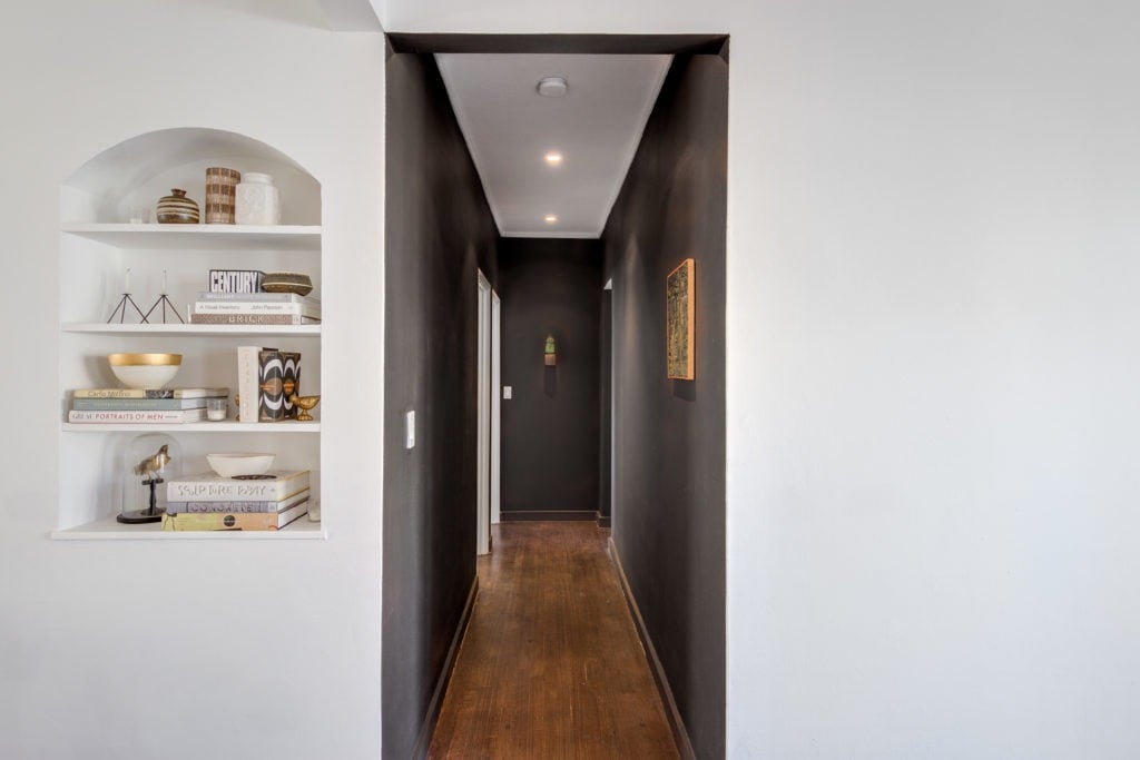 3 Bedroom Waterfront Mid-Beach Art Deco Landmark Hits Market at $525,000!