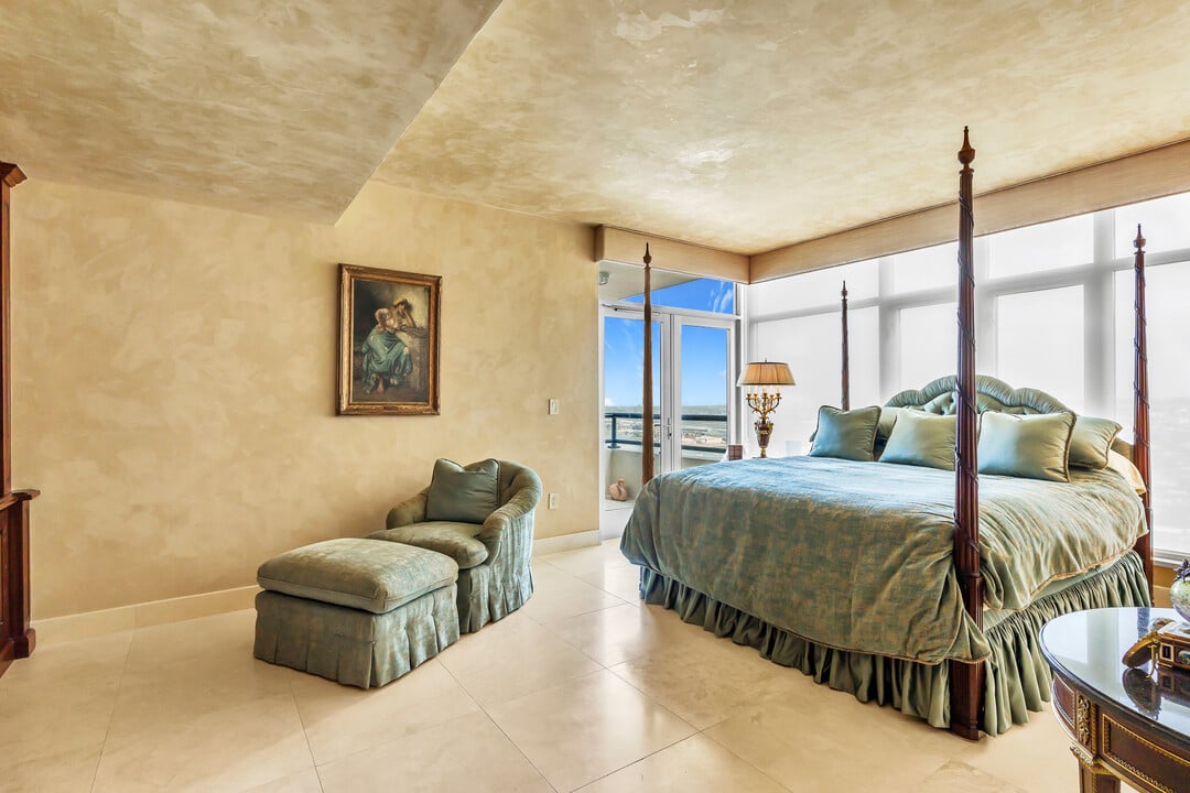 The Grande South Penthouse 3703