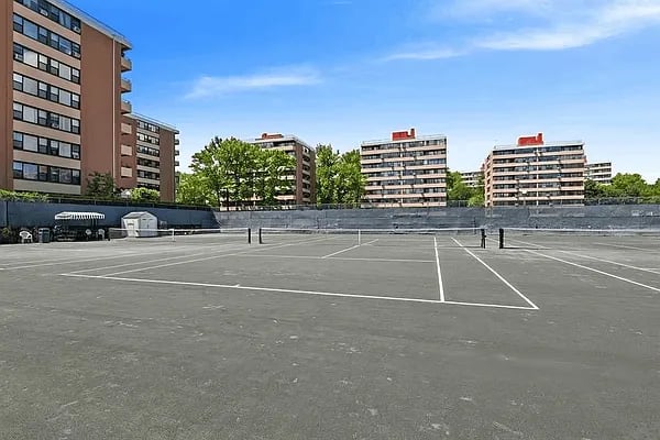 9-20 166th Street #7C