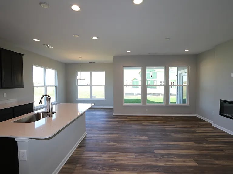 16716 Cattle Hollow Ln