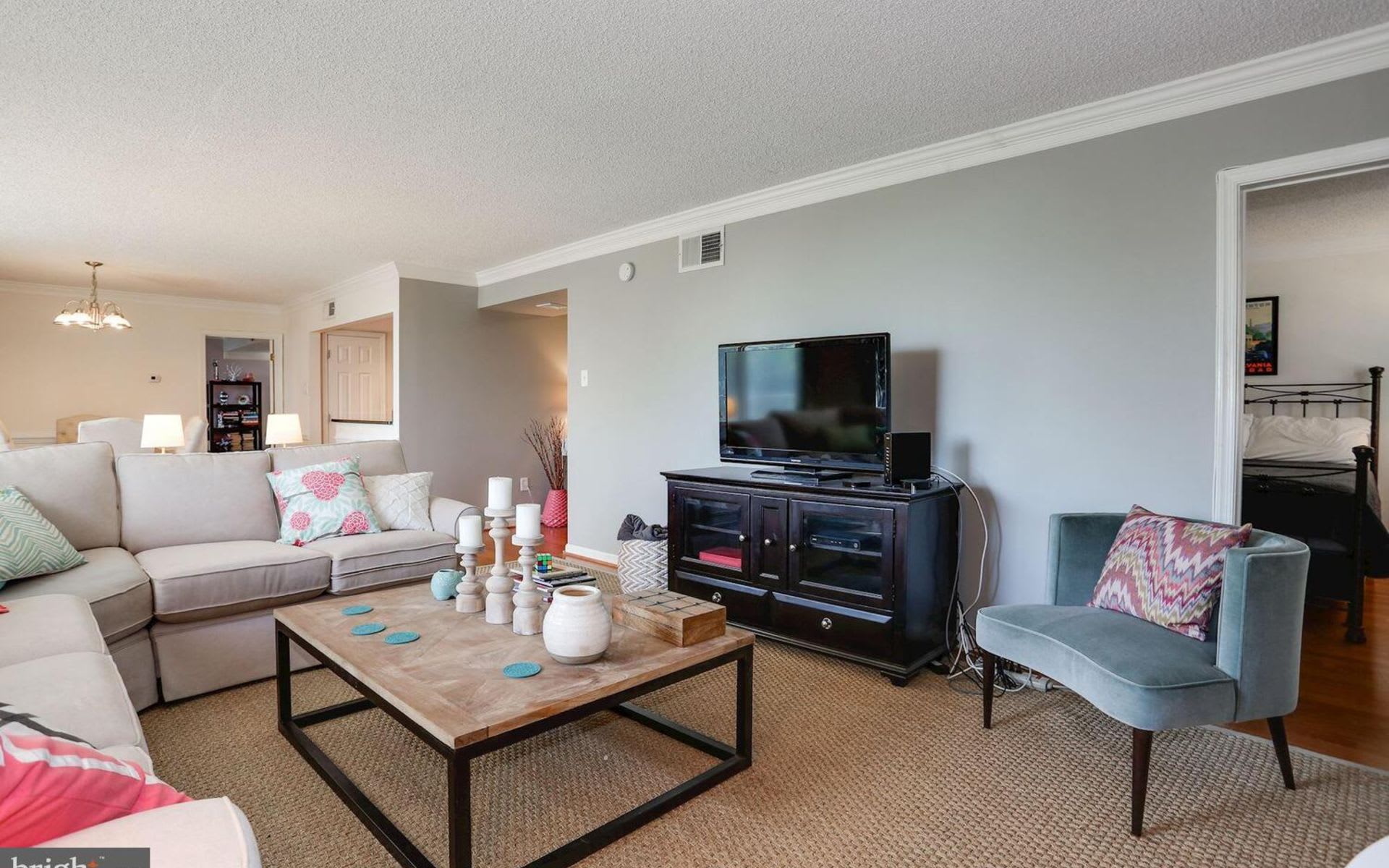 1515 S Arlington Rdg Rd, #305