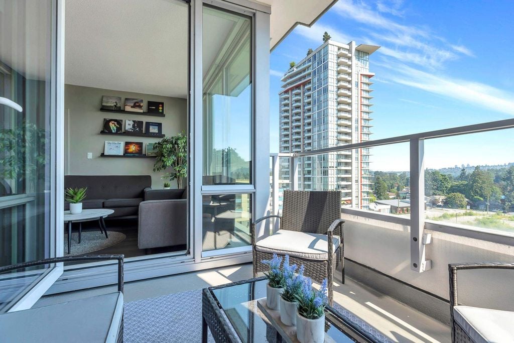 680 Seylynn Cres, #704