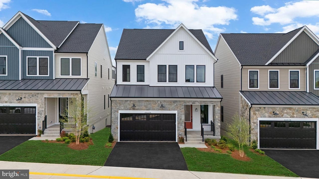 44494 Coalport Sq