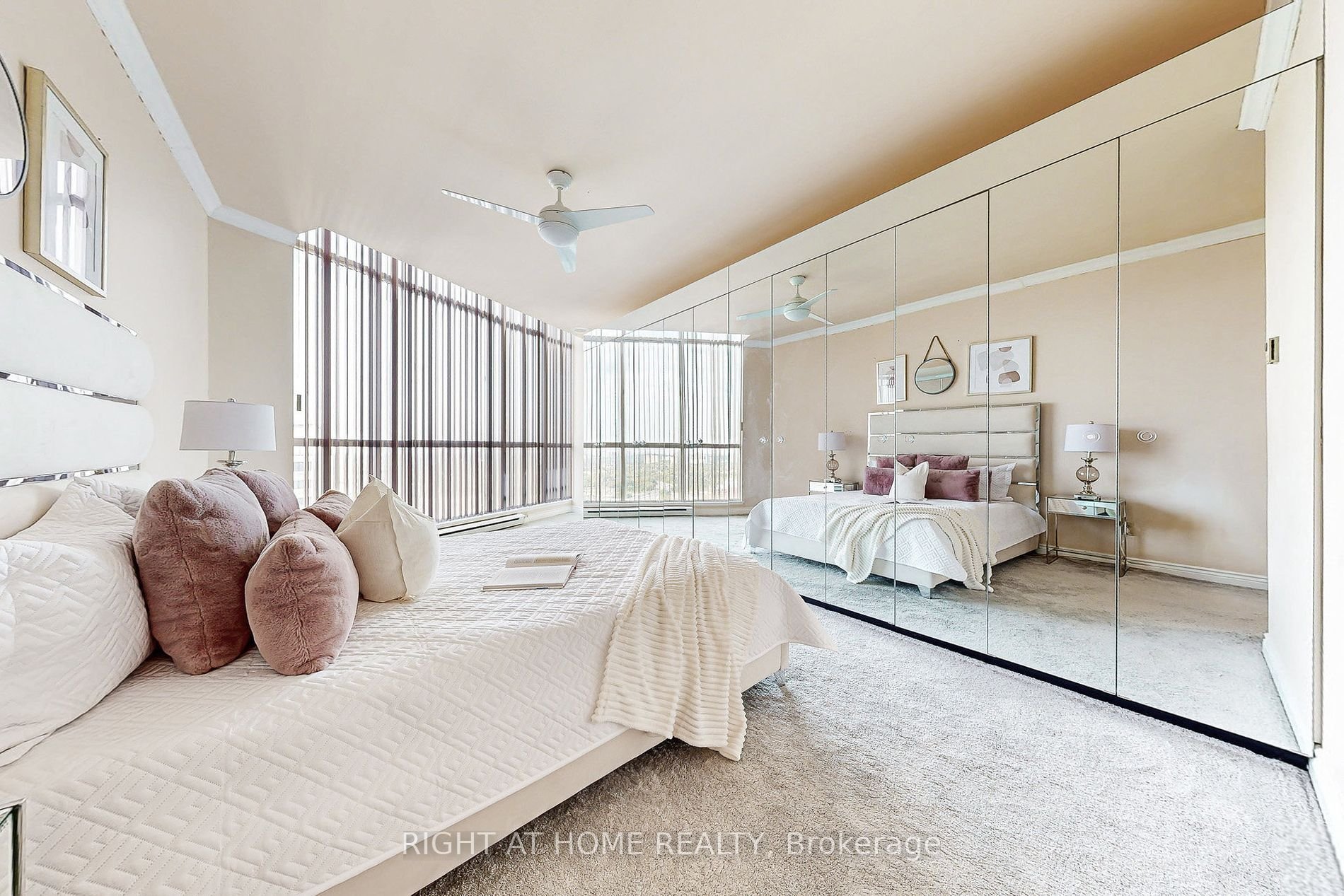 PENTHOUSE IN PRIME NORTH YORK 