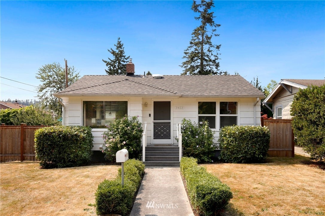 3423 36th Ave S