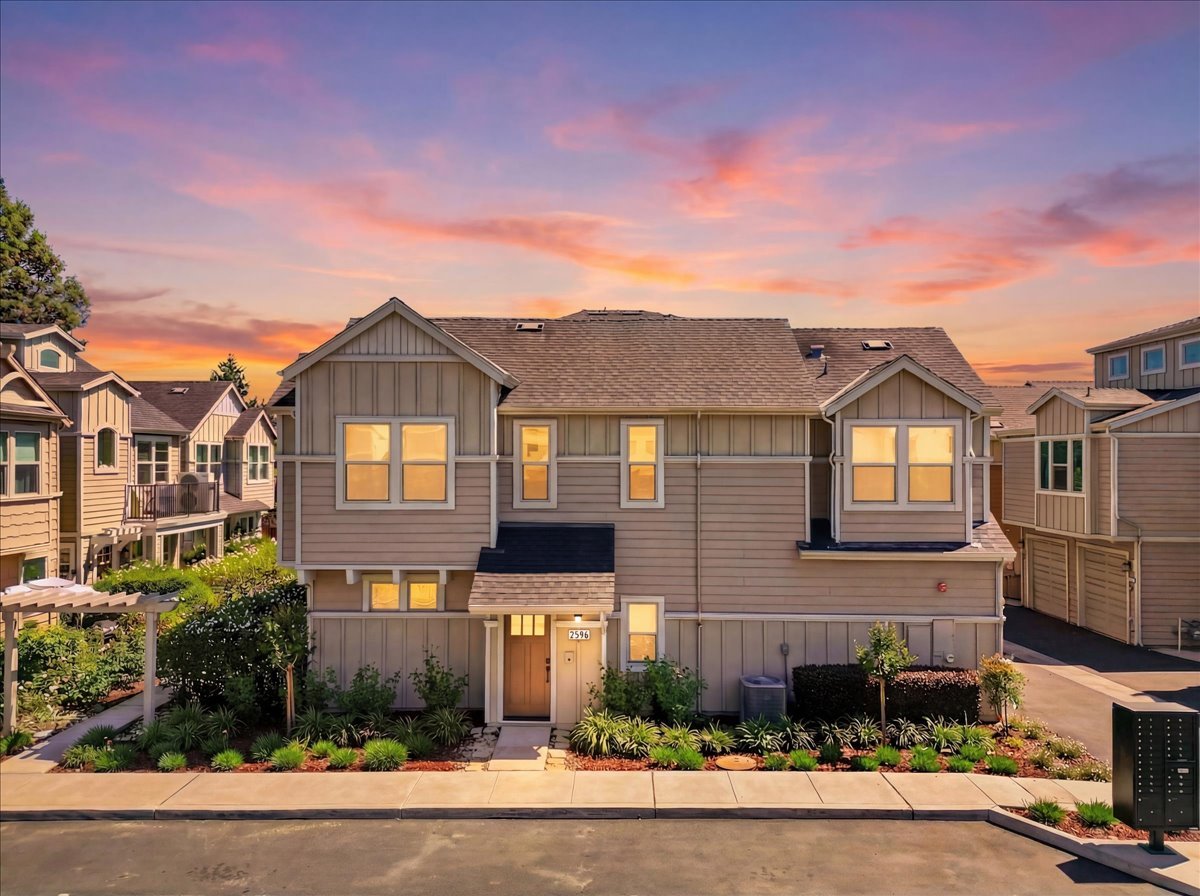 2596 First Street unit A  Napa, Ca 94558