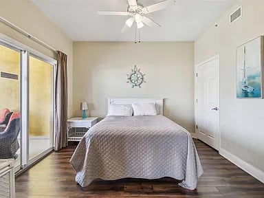 10315 Gulf Blvd #302