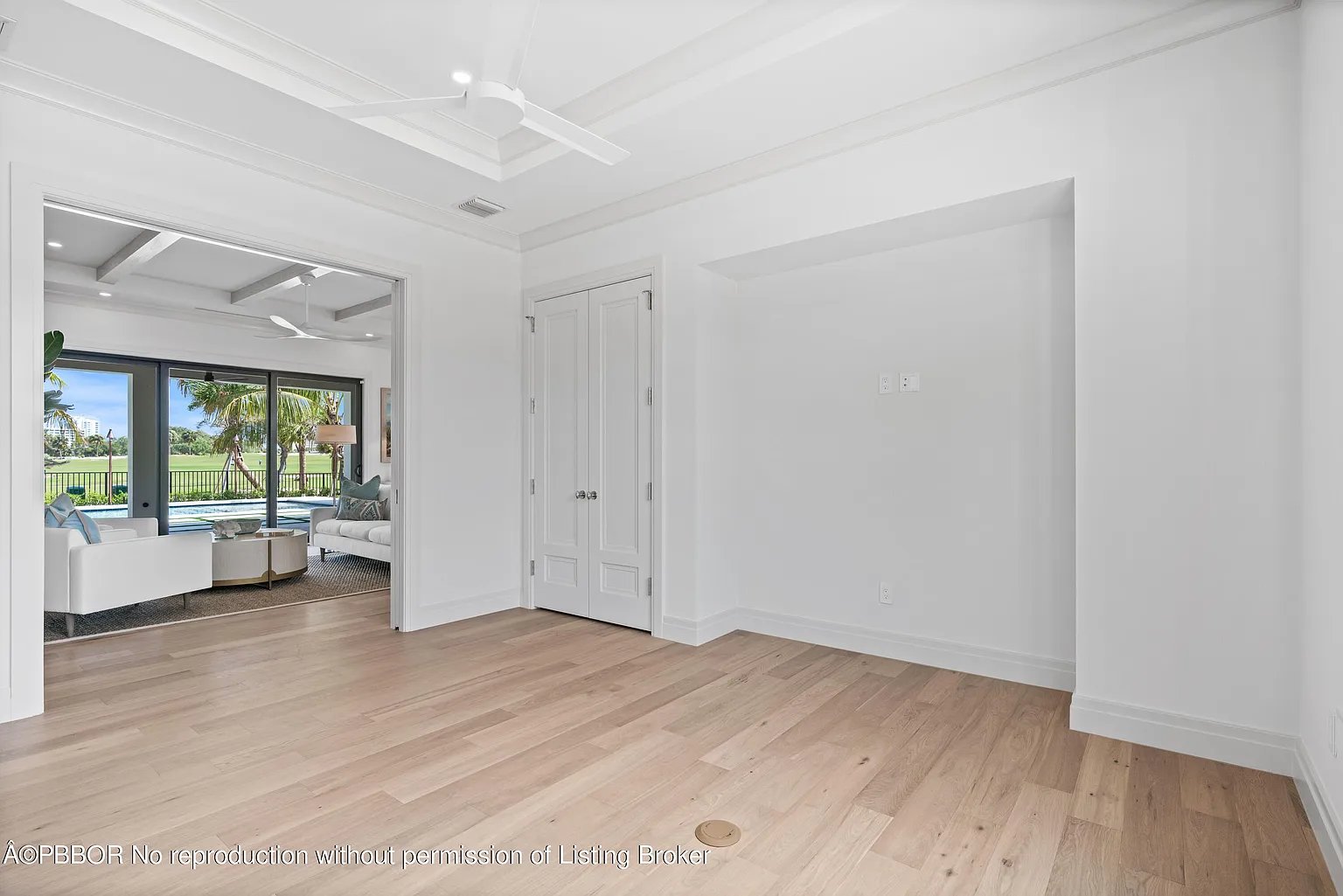 541 Greenway Dr, North Palm Beach, FL 33408