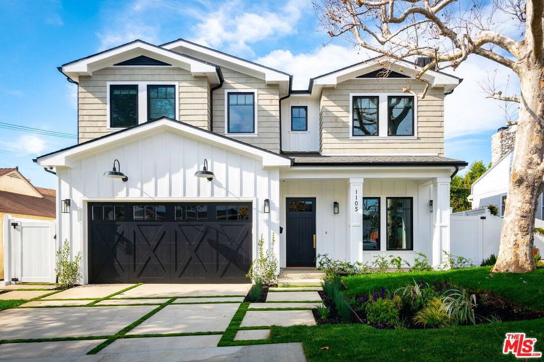1105 Charm Acres Place