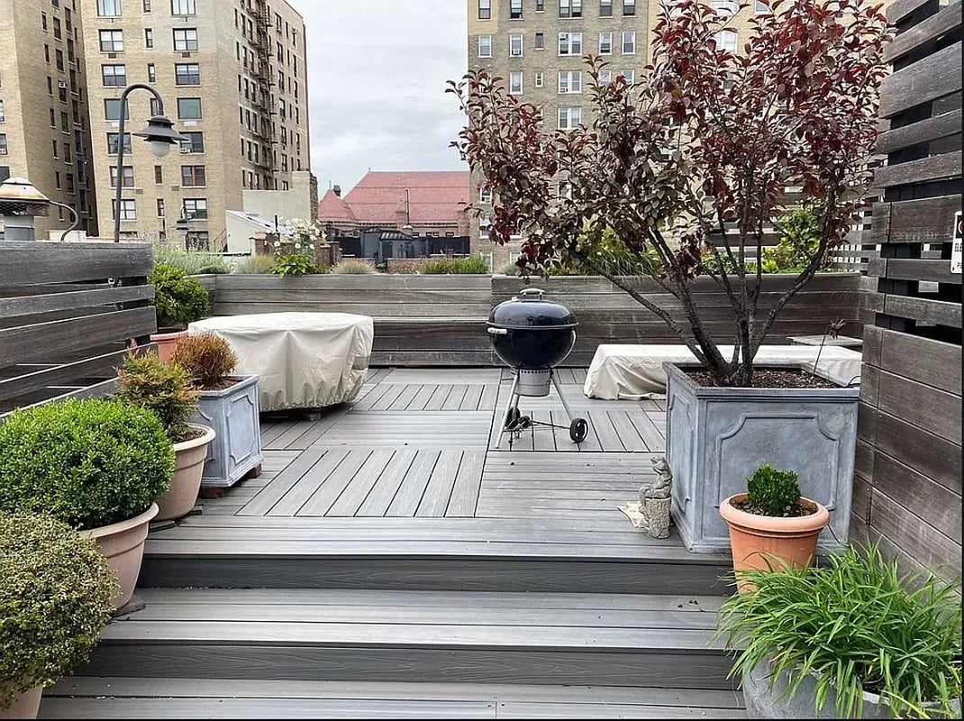 22 West 76th Street #2A
