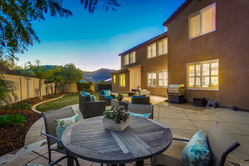 Listing Agents and Bidding Wars