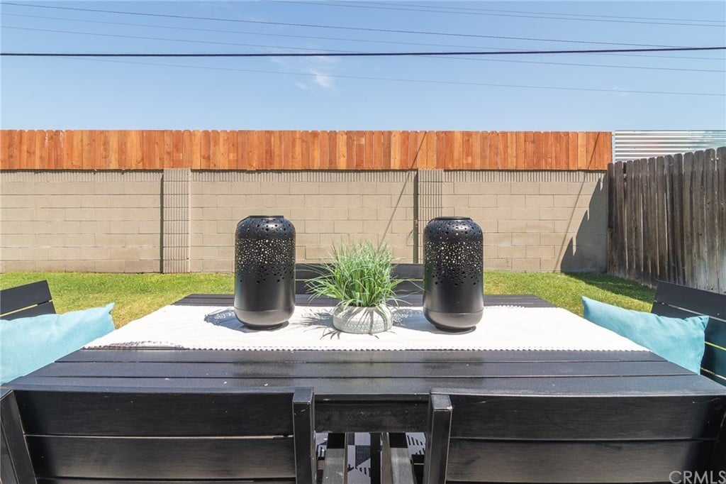 10301 Kamuela Dr
