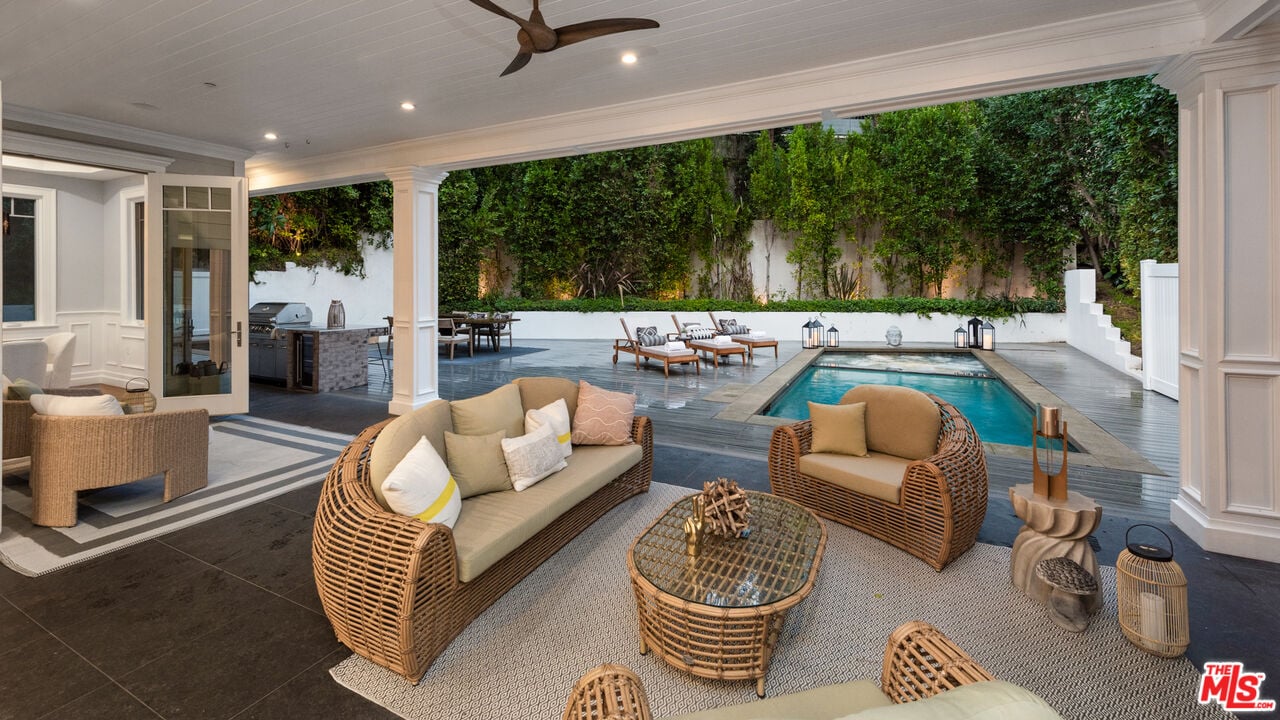 Luminor Heights, Laurel Canyon Blvd, 90046