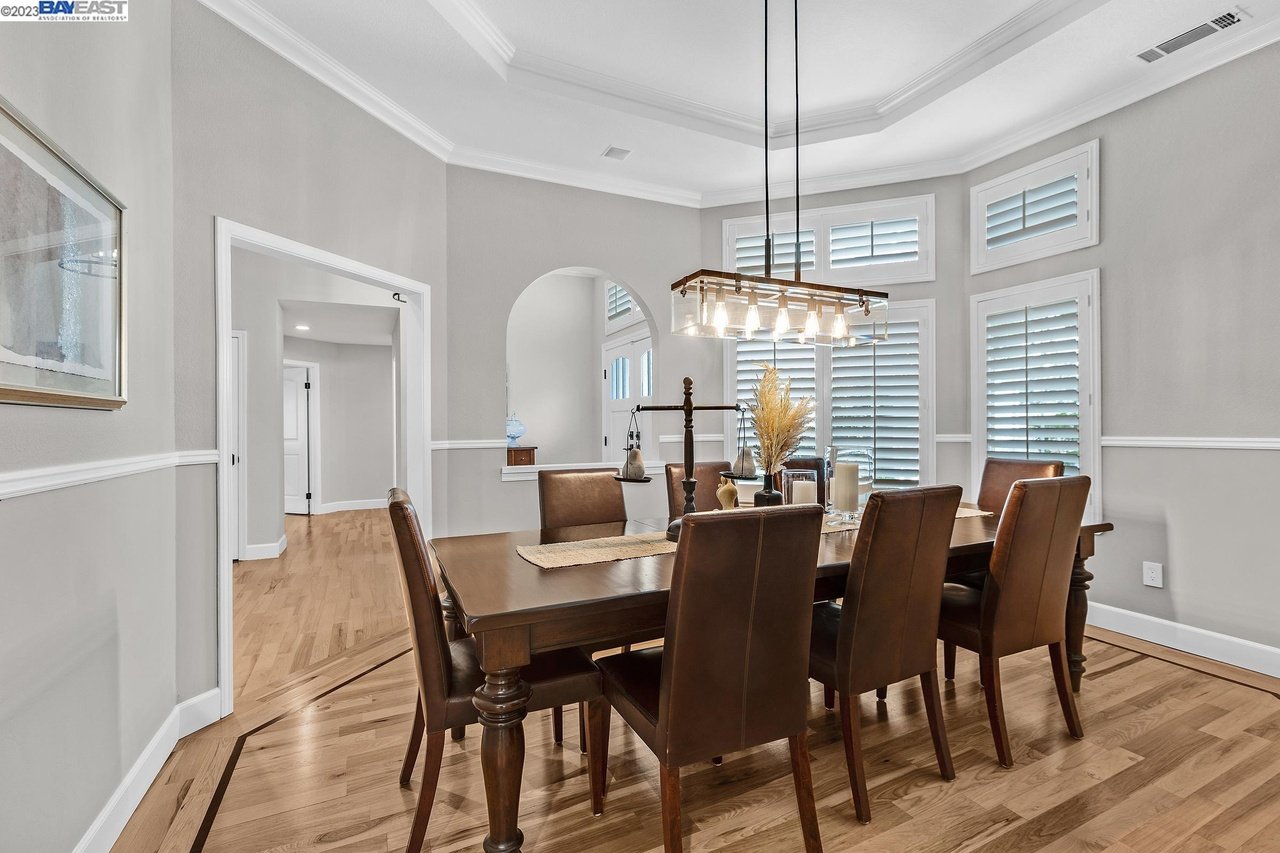 7845 Foothill Knolls Dr