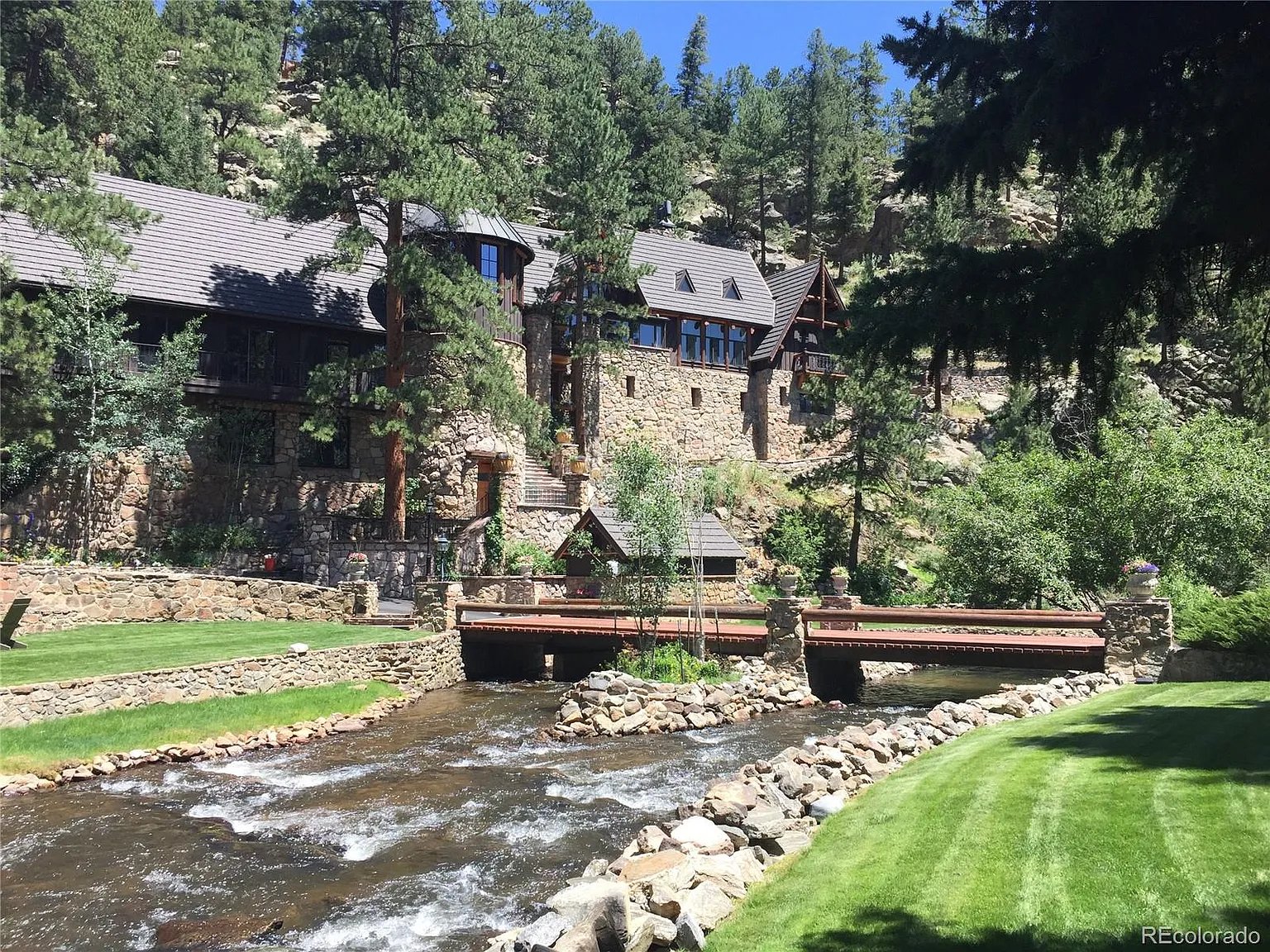 Bear Creek Castle
