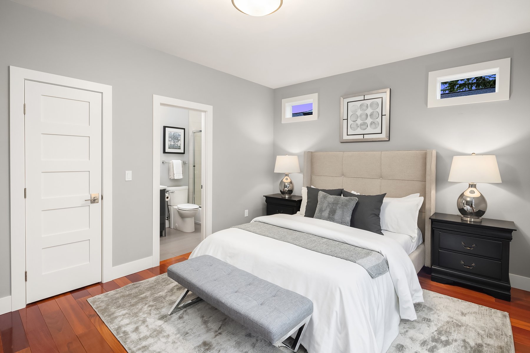 313 11th Ave W