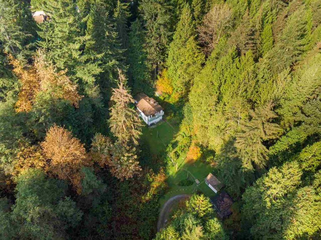 4520 Lynn Valley Rd