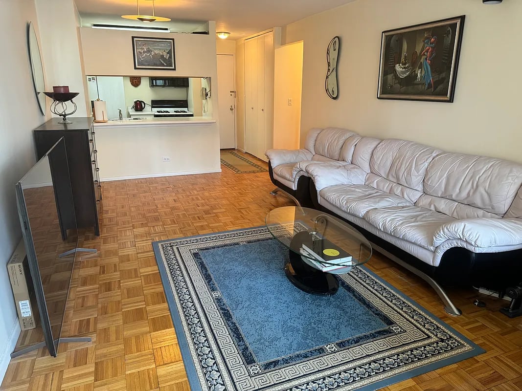 200 Rector Place #25J