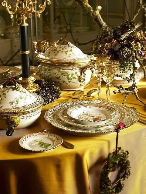 Vintage Holiday Table