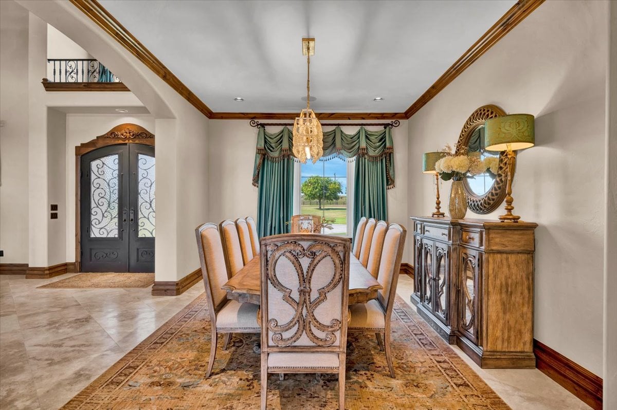 Casa Bella Estate – A Masterpiece of Luxury & Elegance in Mustang, Oklahoma - Wyatt Poindexter - The Agency 