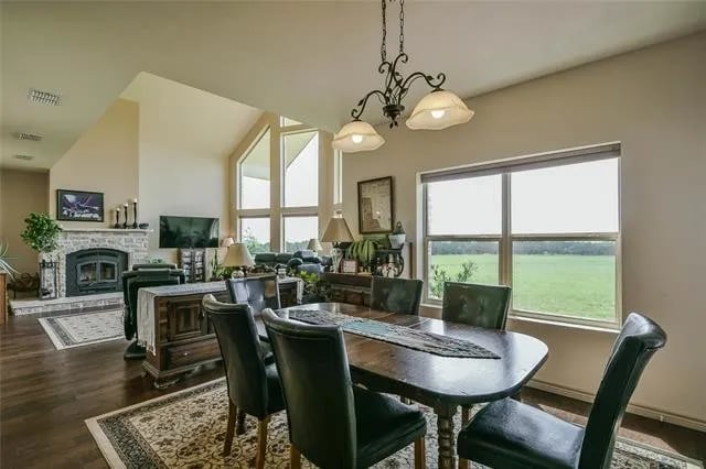 2055 County Rd 235