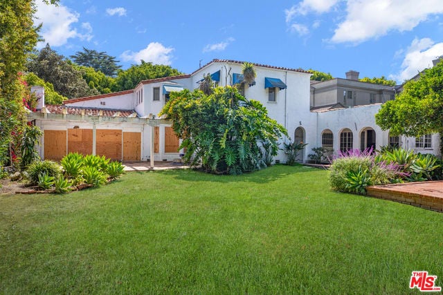 Aurora Estate