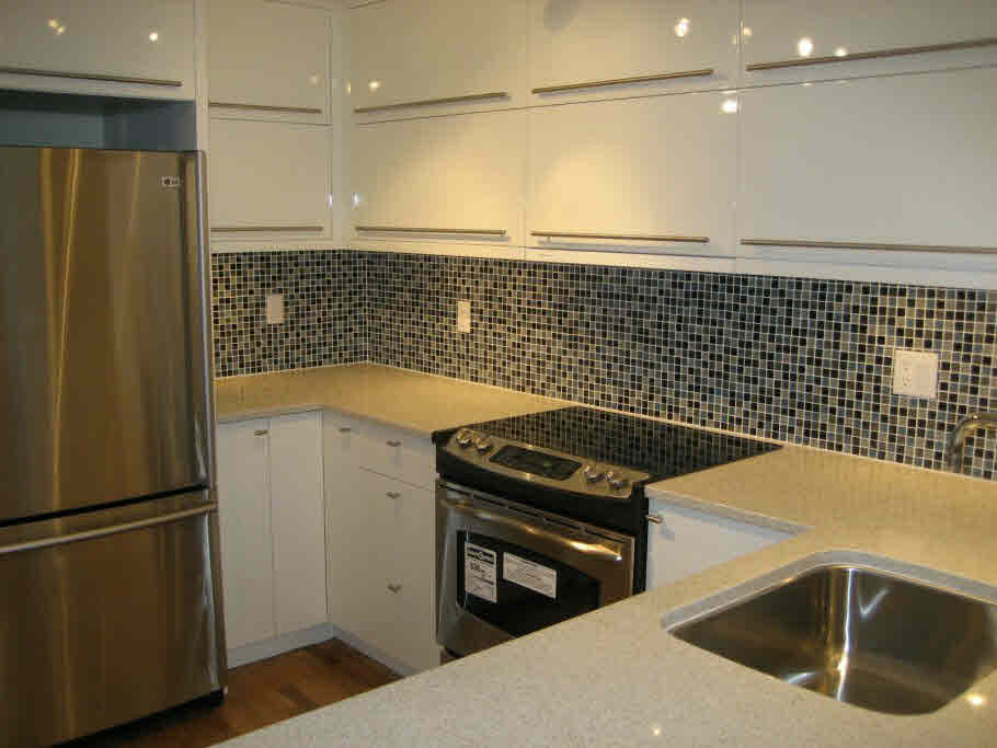 PH4-869 Beatty St