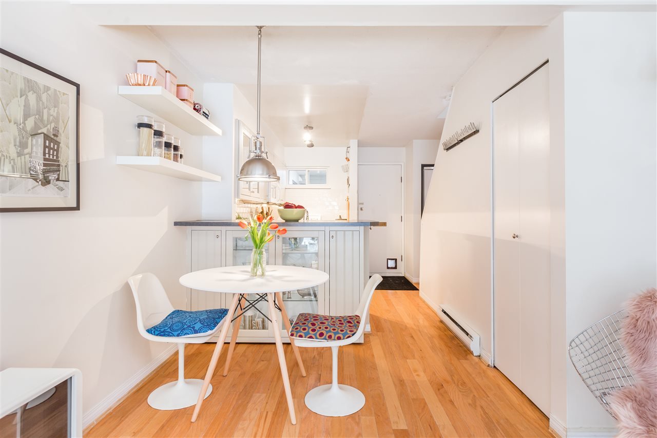 23-460 W 16th Ave