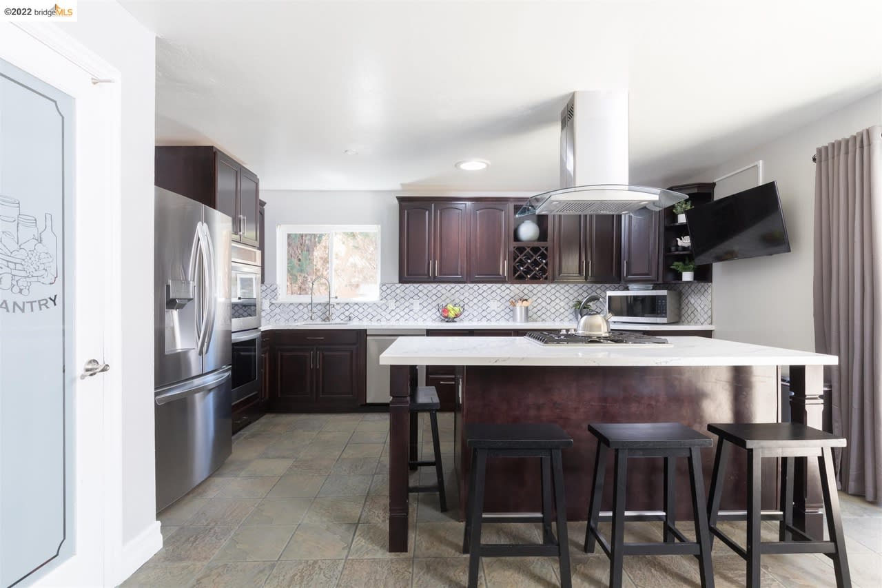 46 Elysian Fields Dr