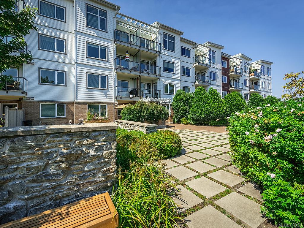 312-4394 West Saanich Rd, Saanich