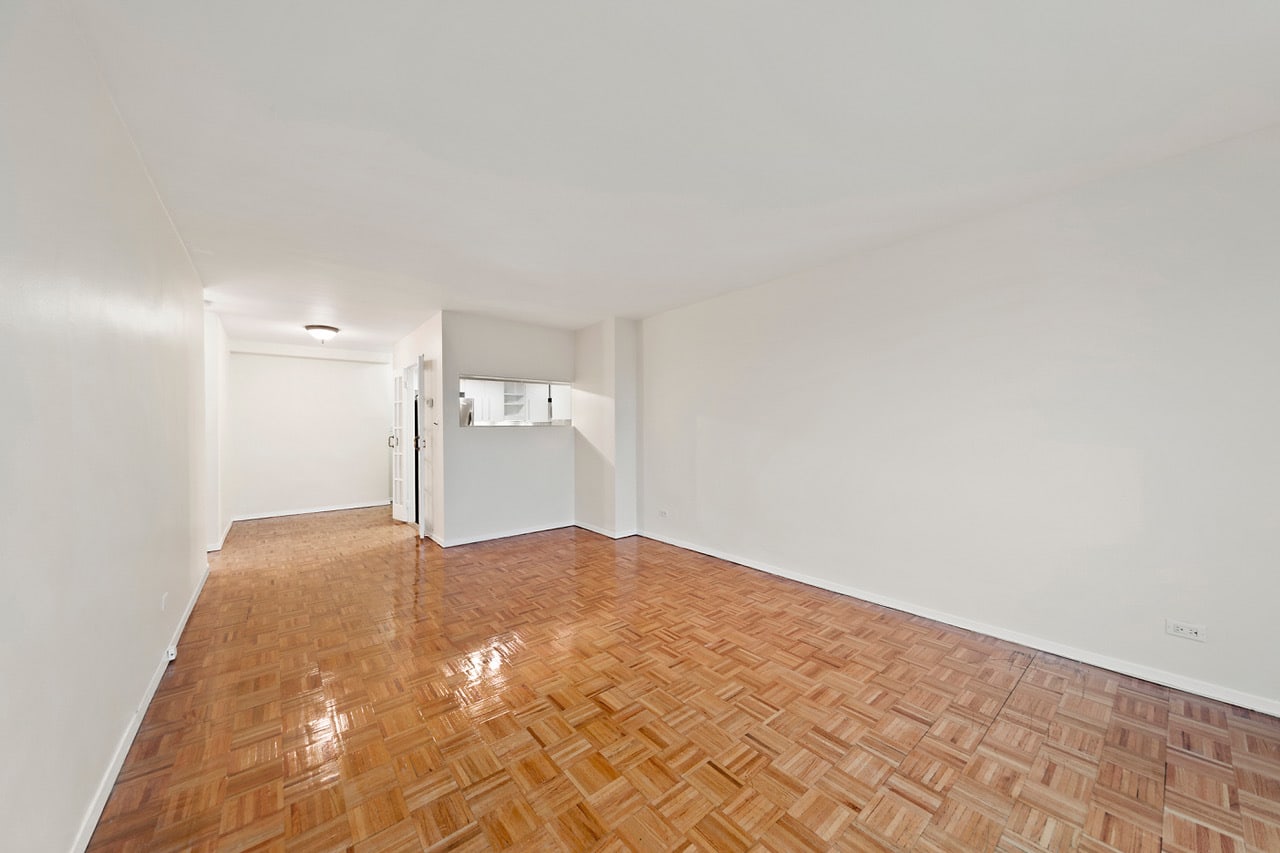 15 Charles Street, Unit 11H