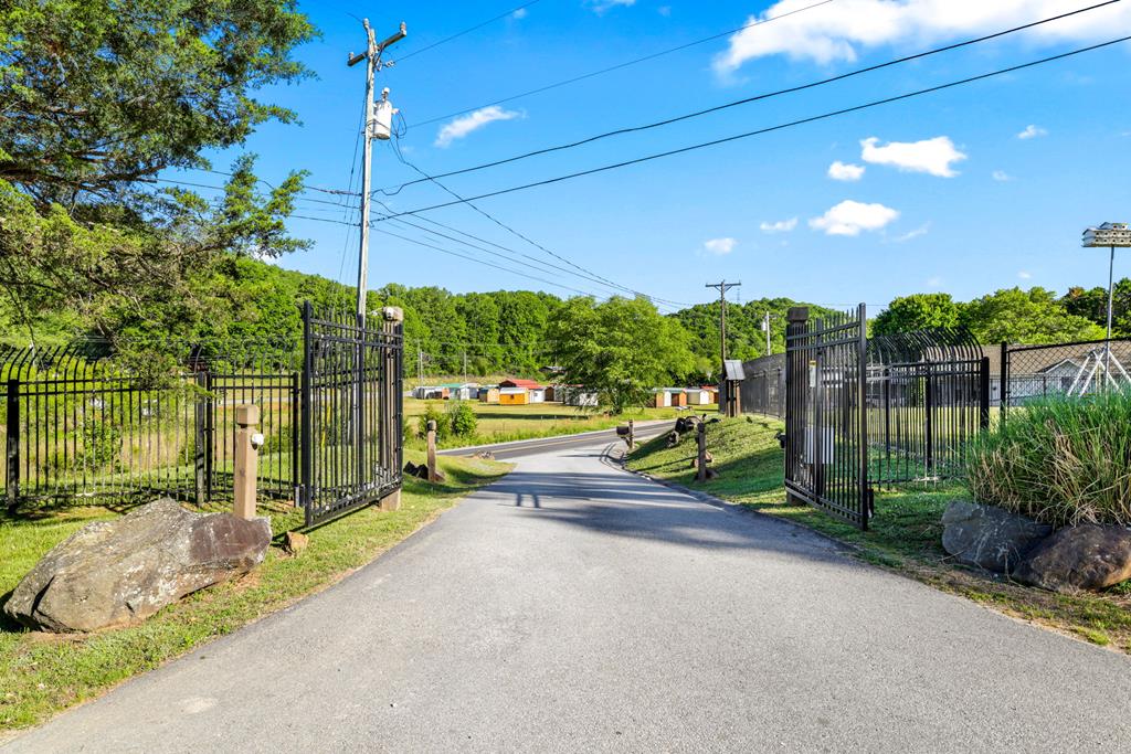 310 Terrell Rd