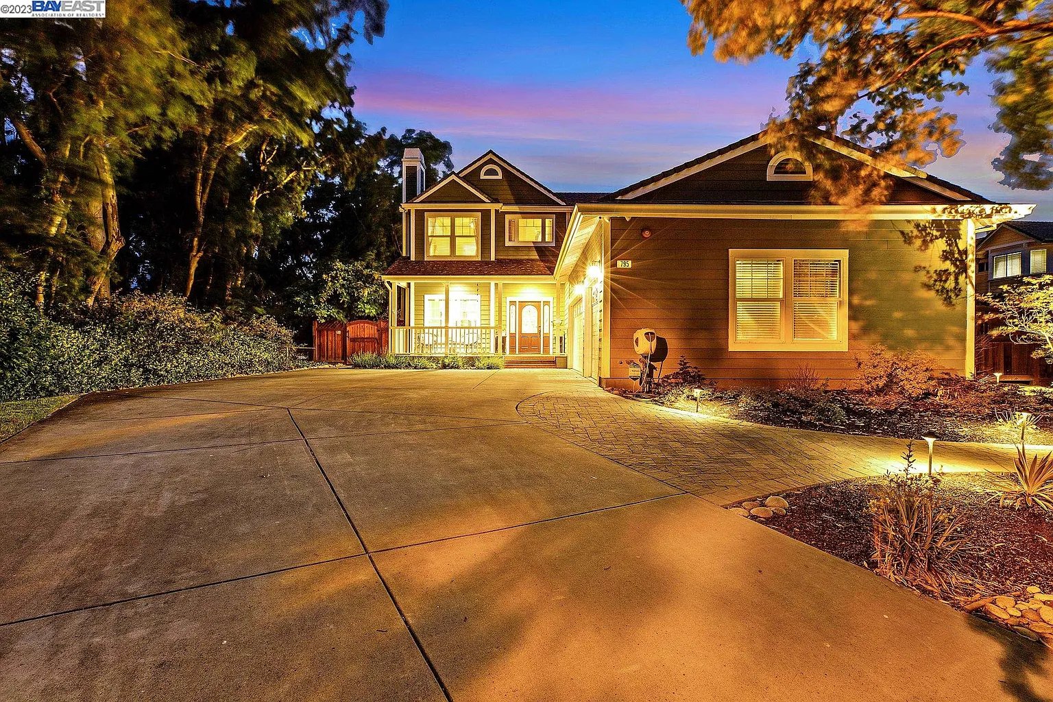 795 Daisyfield Dr