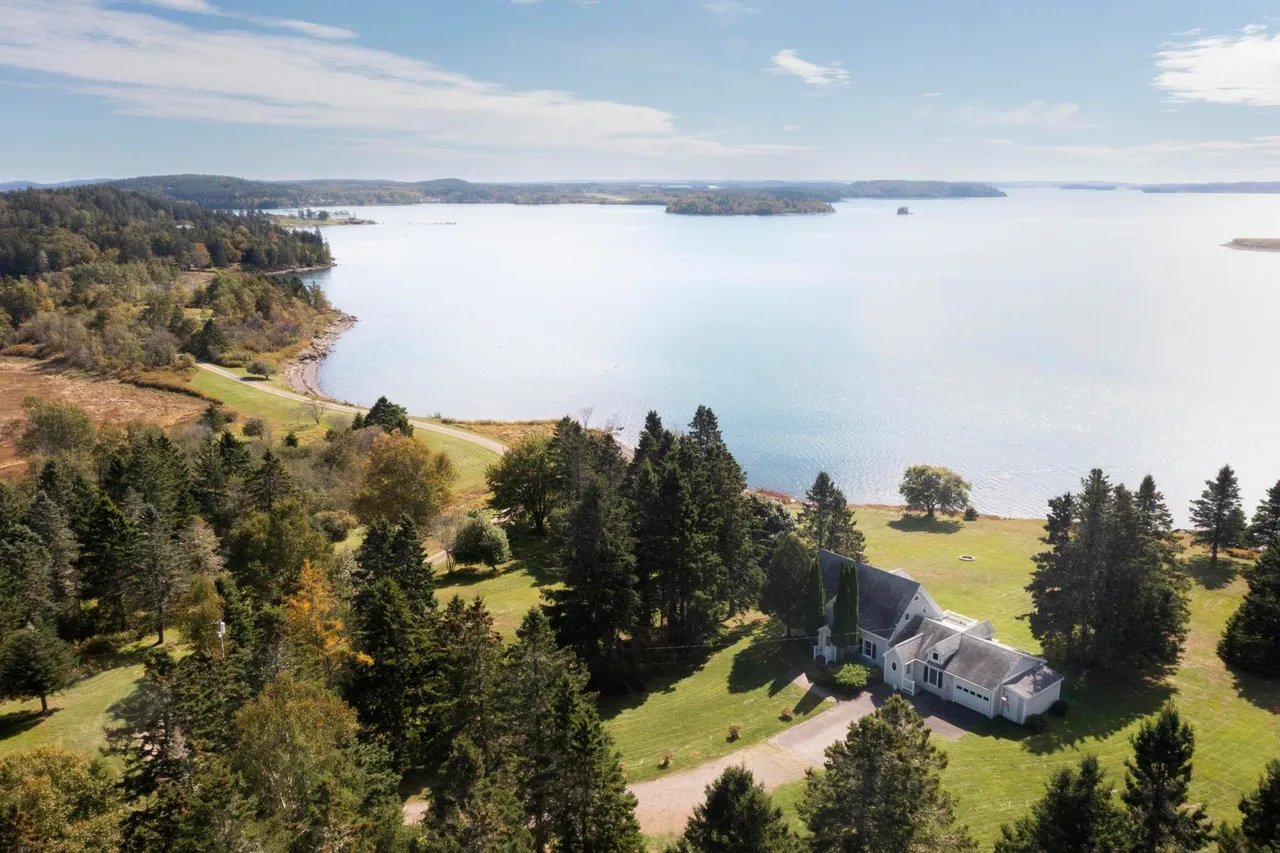 New Waterfront Listing! 62 Old Toll Bridge Road, Eastport, Maine – $775,000